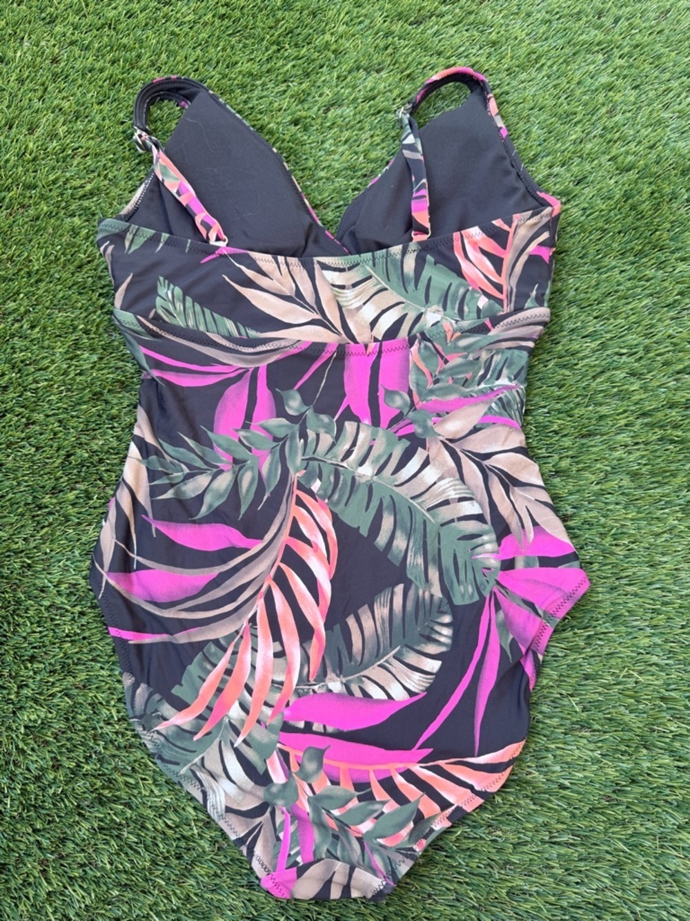 Leilani Maui Tropical Leaf V-Neck Modest Coverage One-Piece Swimsuit - 12 - Picture 3 of 7